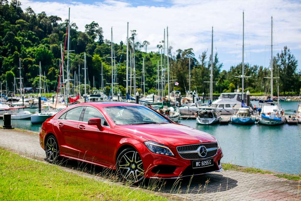 Mercedes-Benz CLS Coupe (2)