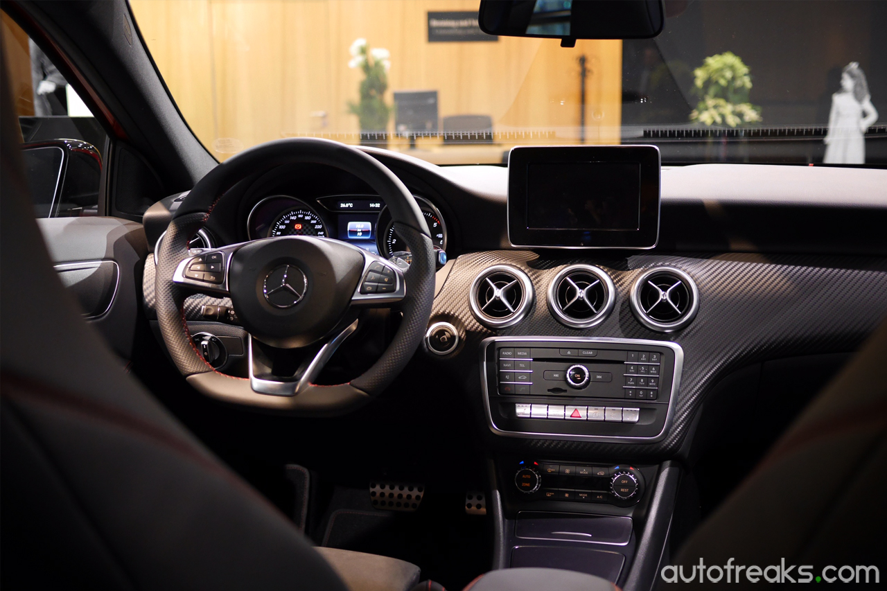 Mercedes-Benz_A-Class-Facelift_5