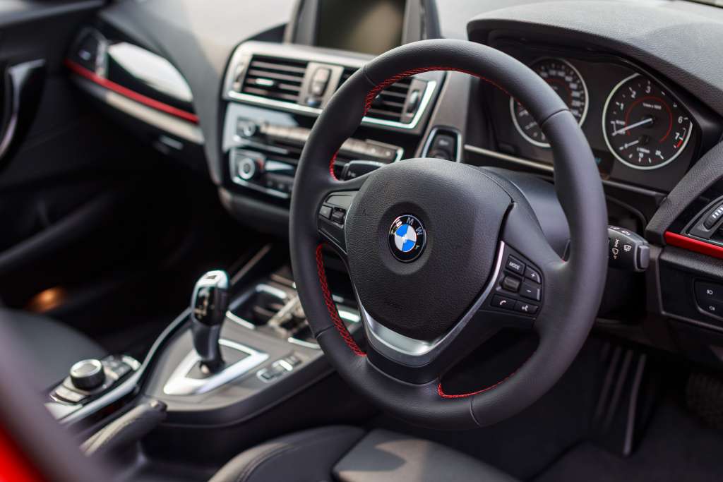 The new BMW 118i Sport (15)