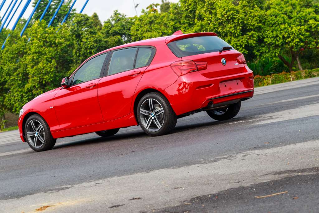 The new BMW 118i Sport (4)