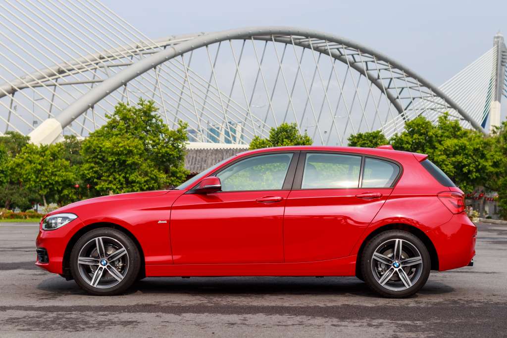 The new BMW 118i Sport (9)