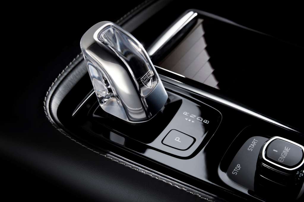 Interior Detail T8 Orrefors Gearshift