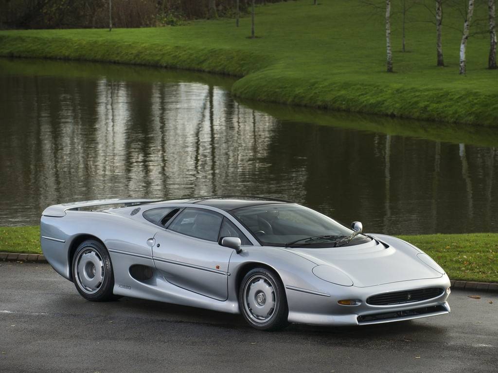 1993_Jaguar_XJ220_1