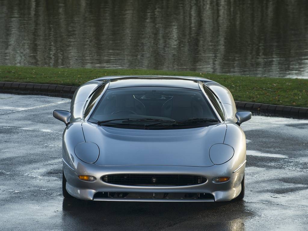 1993_Jaguar_XJ220_6