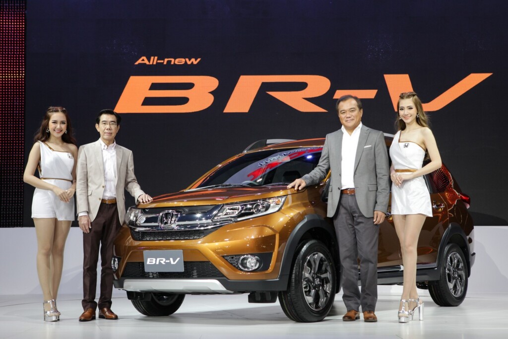 2015 Thai Motor Expo - Honda BR-V (2)