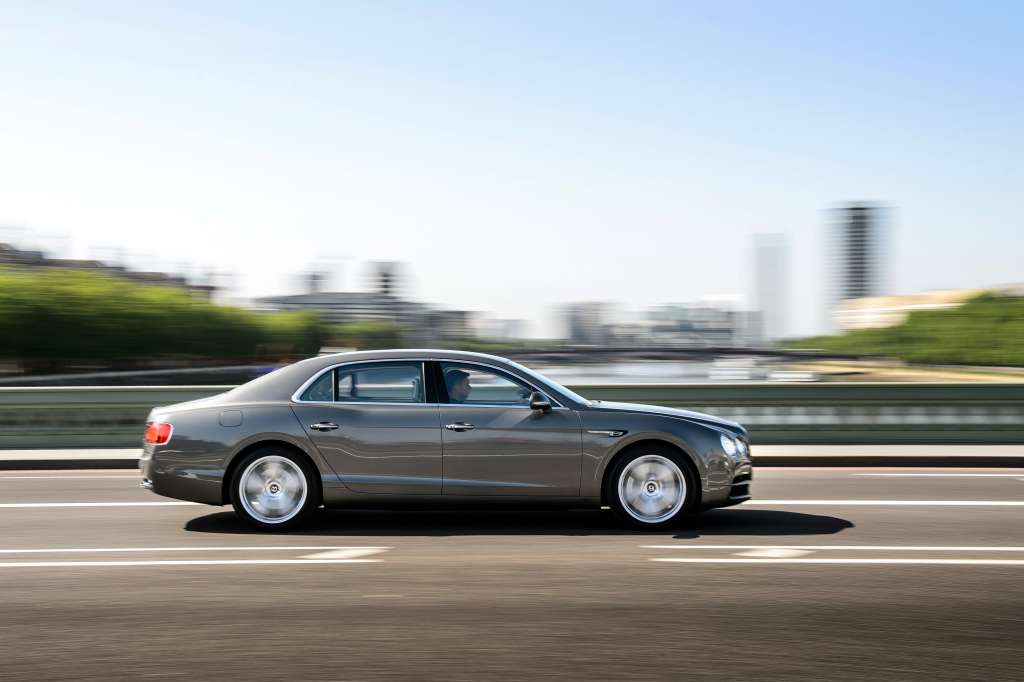 Bentley Flying Spur V8 (1)