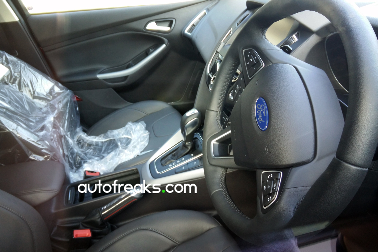 2016_Ford_Focus_Spied_3