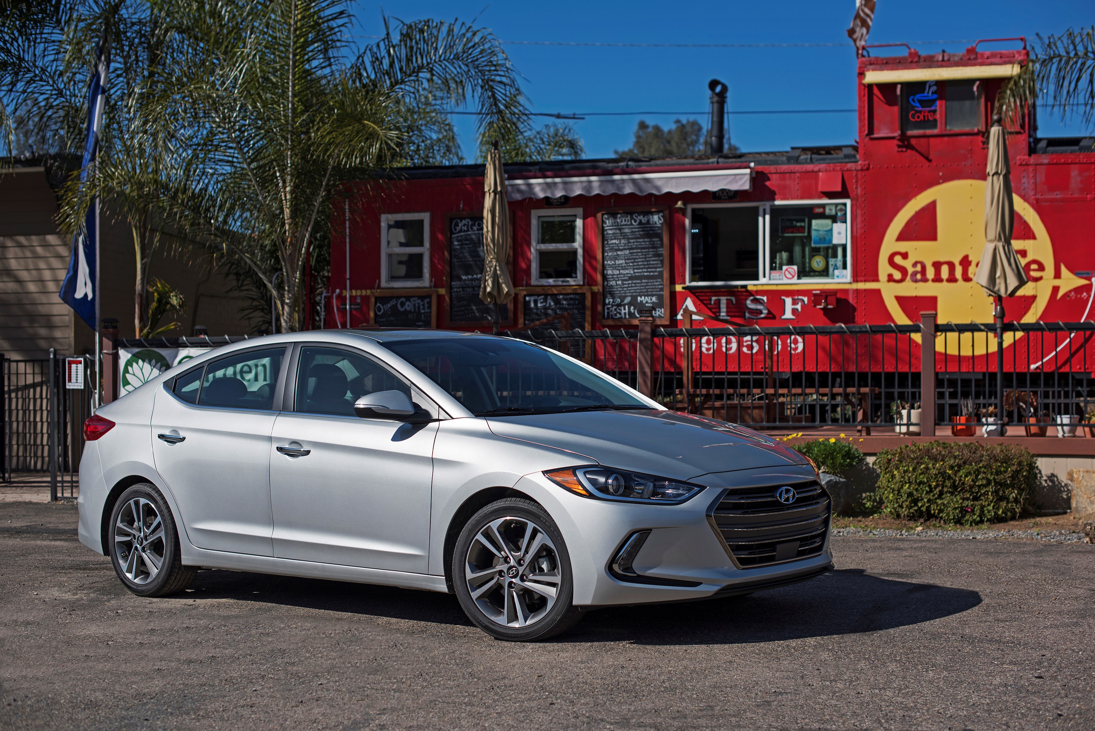 2017 ELANTRA SEDAN