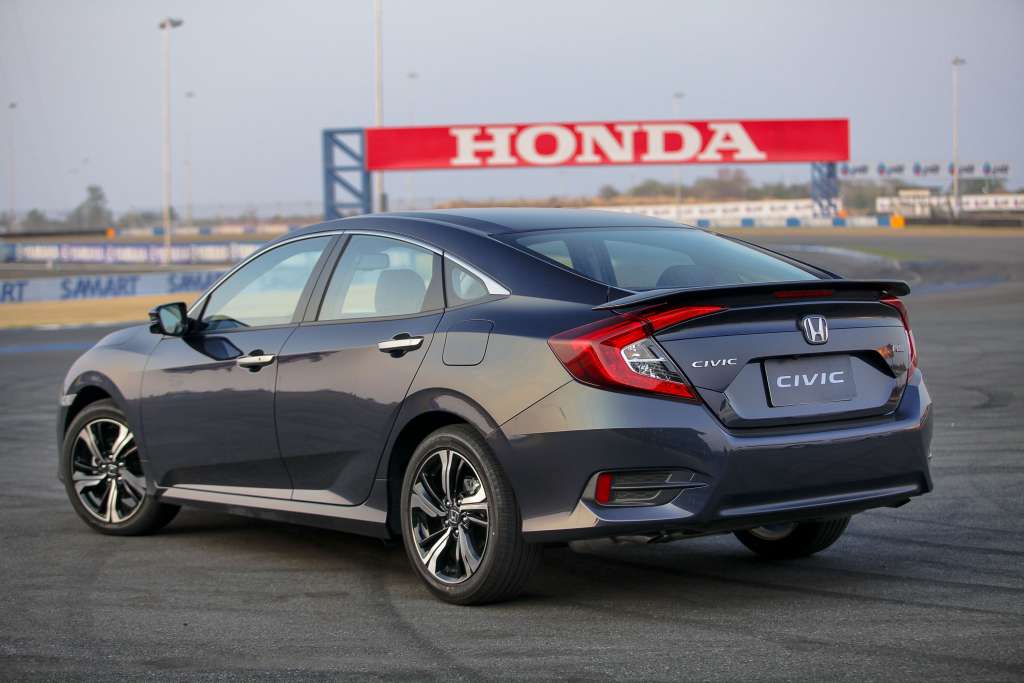 2016 Honda Civic (3)