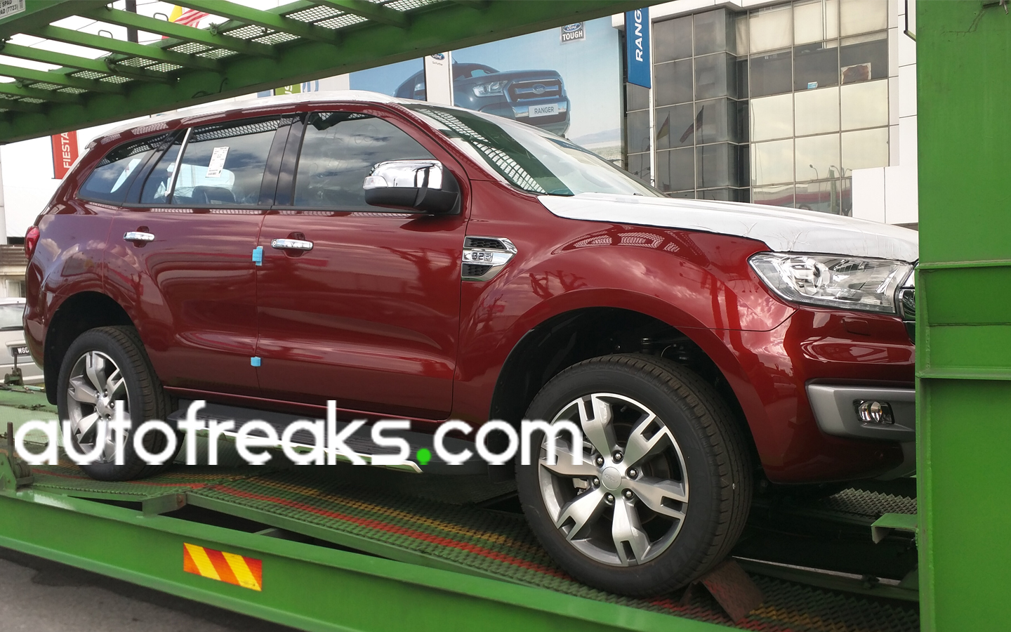 2016_Ford_Everest_Titanium_Spied_2