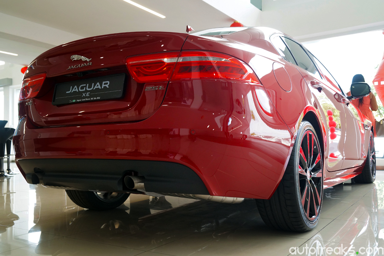 Jaguar_XE (16)