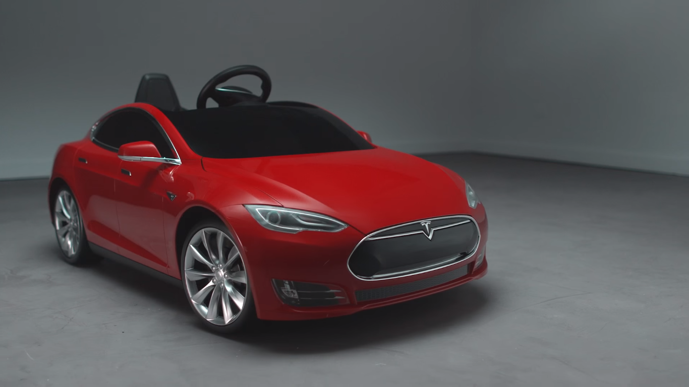 Mini_Tesla_Model_S_1