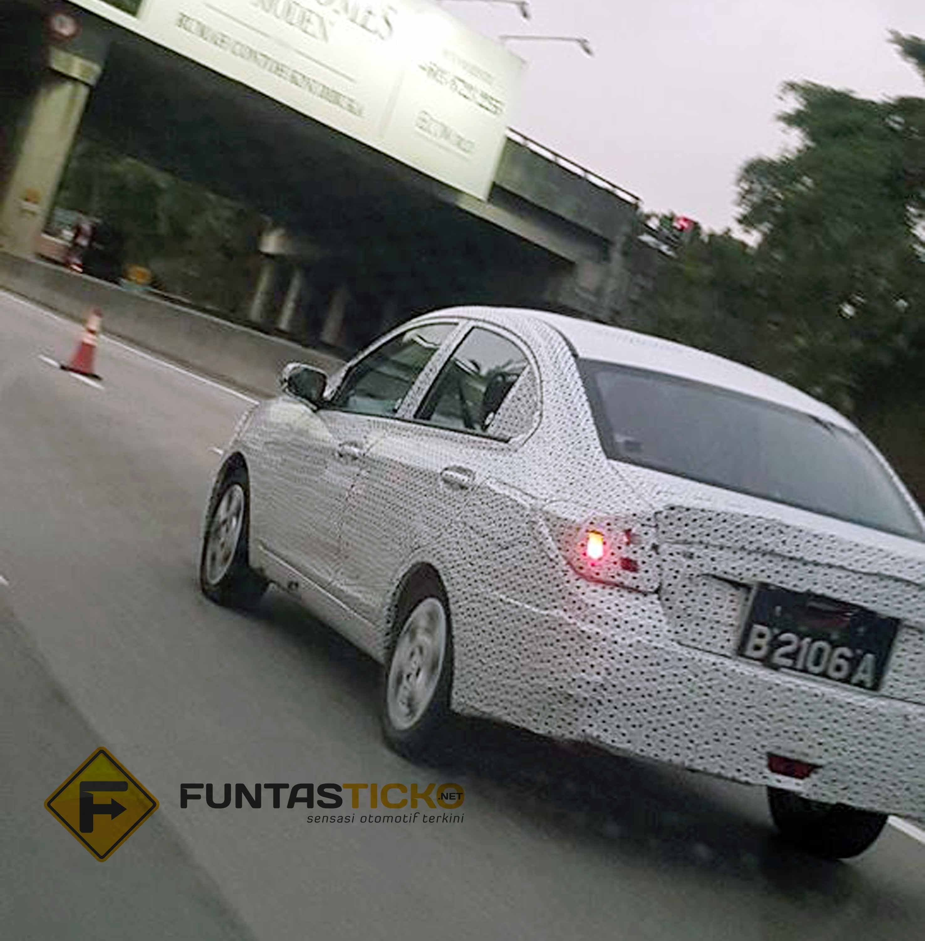 2016_proton_saga_spied_6