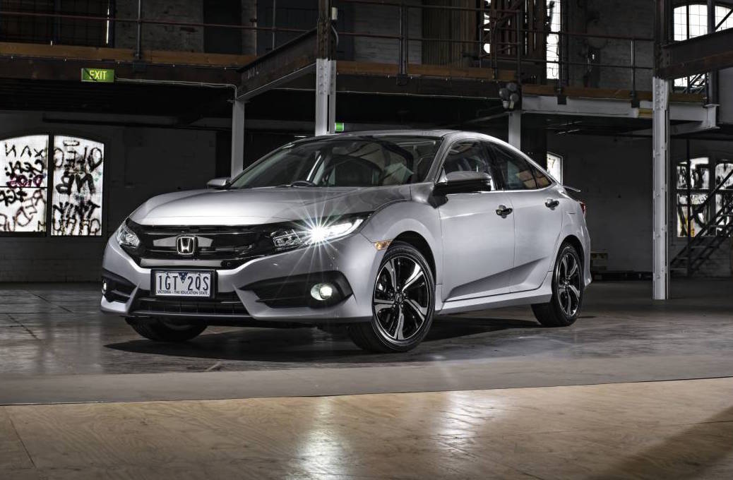 2017-Honda-Civic-Sedan-RS