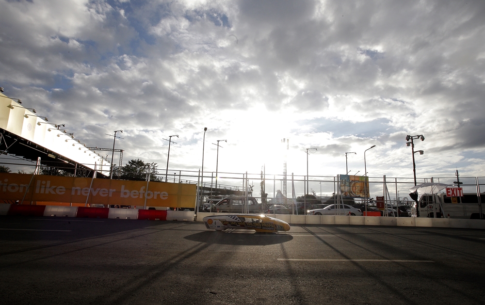 The Luk Jao Mae Khlong Prapa Ethnol, #6, a ethanol prototype vehicle from team Luk Jao Mae Khlong Prapa Ethnol at the Dhurakij Pubdit University in Laksi, Thailand, runs on the track during day two of the Shell Eco-marathon Asia in Manila, Philippines, Friday, March 4, 2016. (Geloy Concepcion via AP Images)