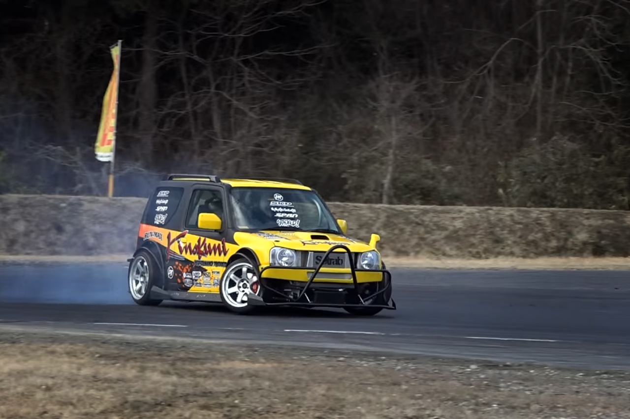 Suzuki_Jimny_Drift2