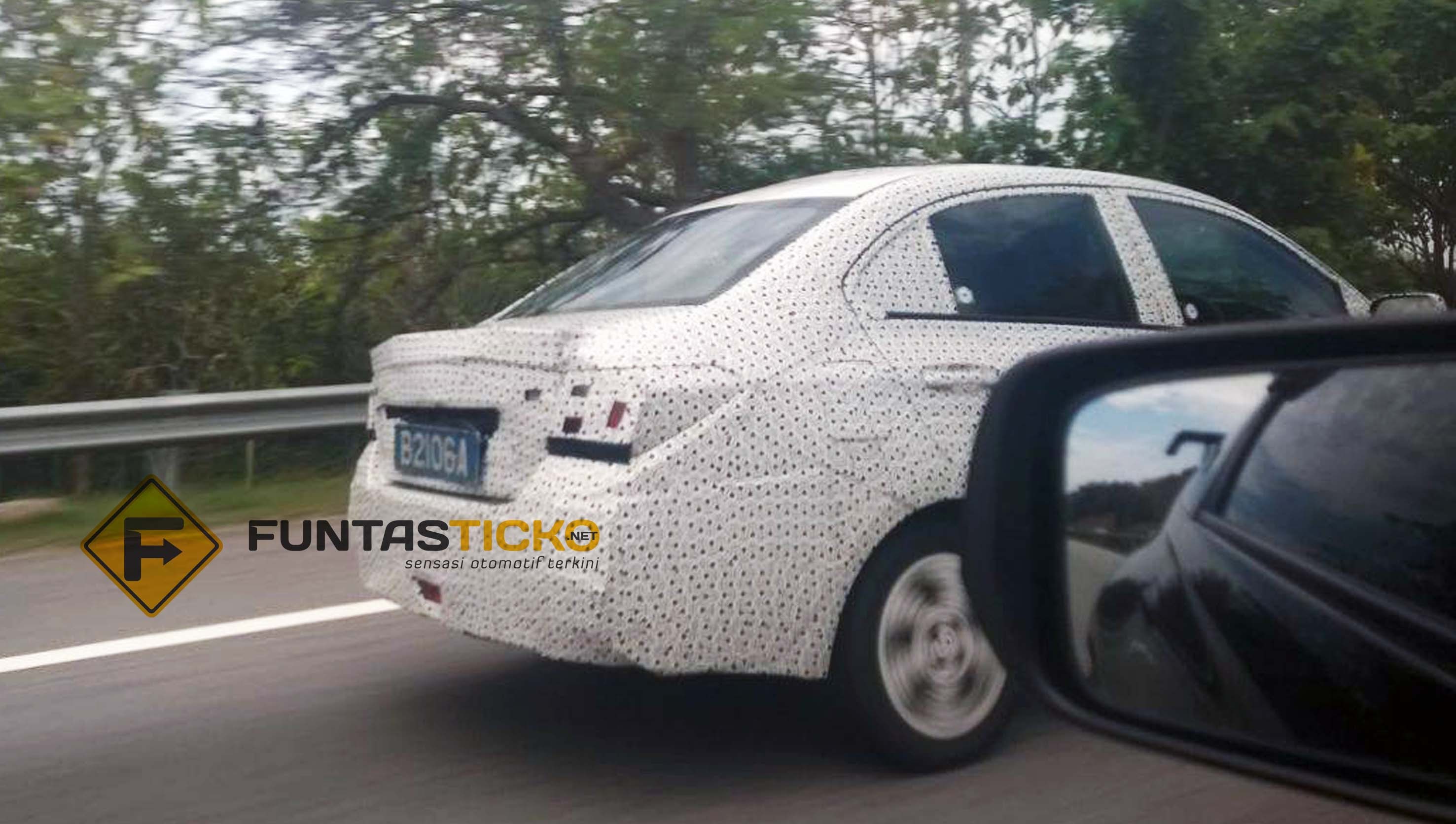 2016_proton_saga_spied_14