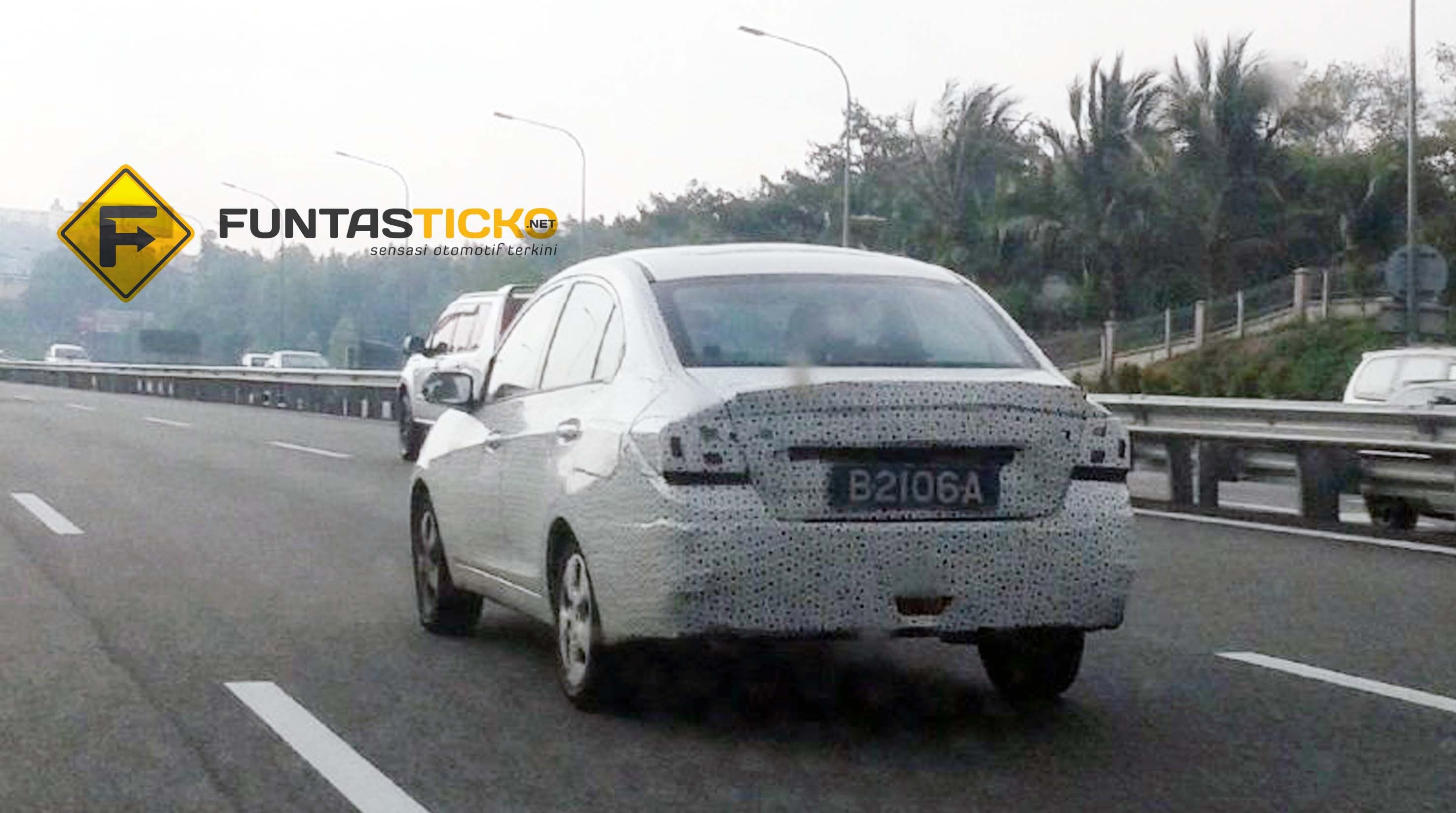 2016_proton_saga_spied_8