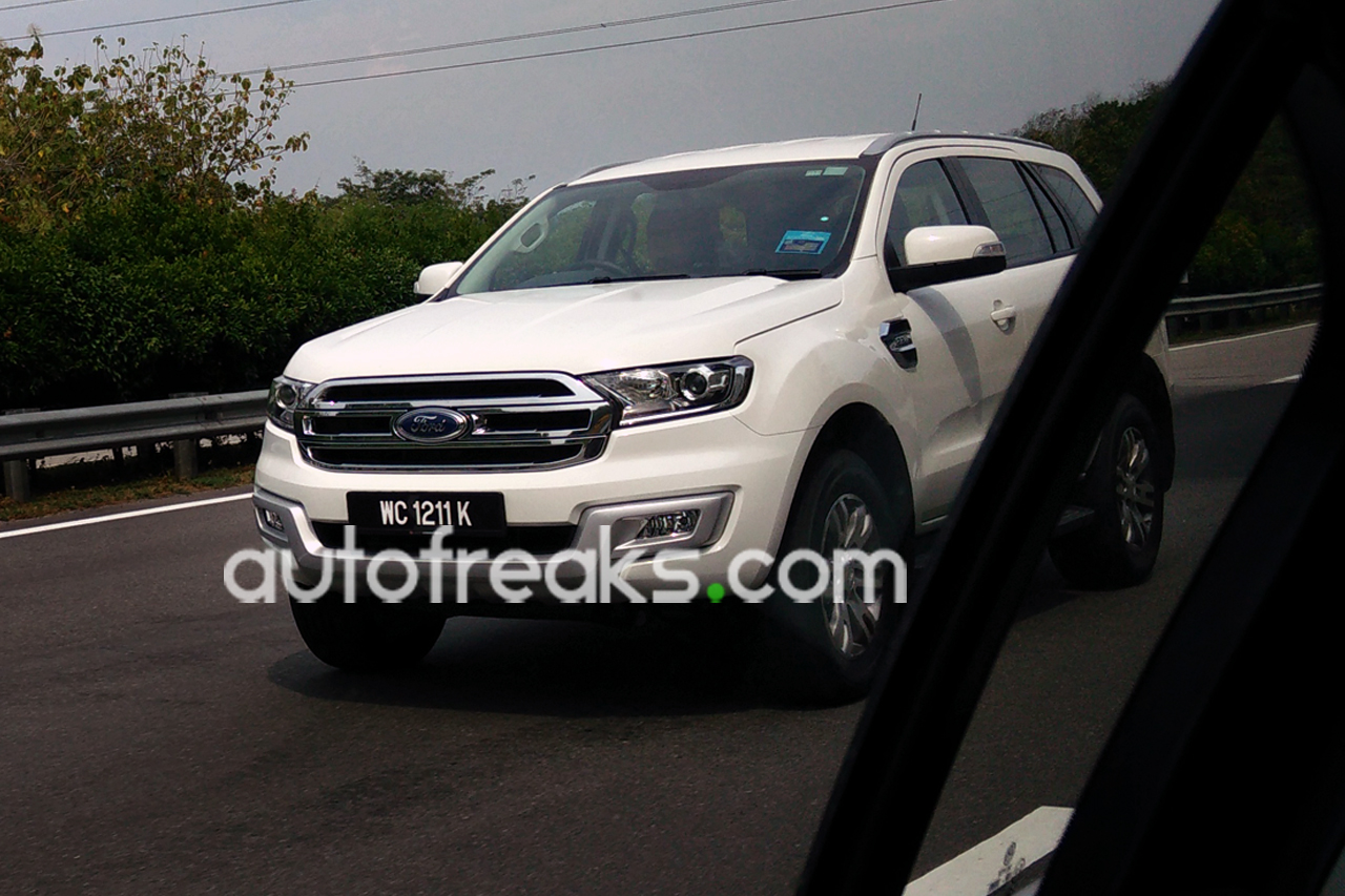 Ford_everest_Trend
