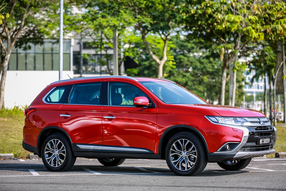 Mitsubishi Outlander - 152