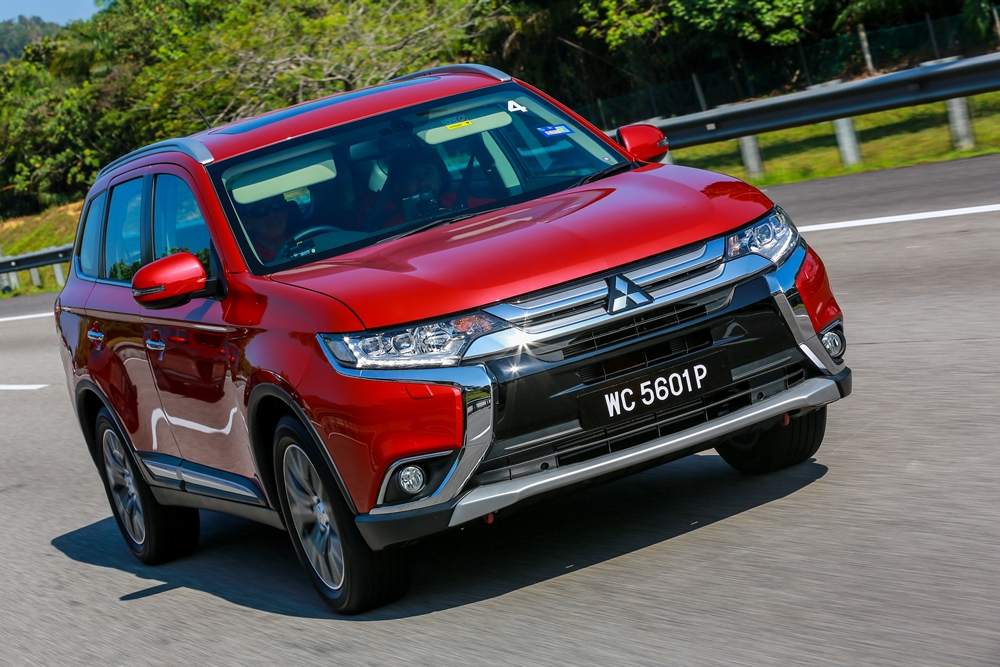 Mitsubishi Outlander - 23