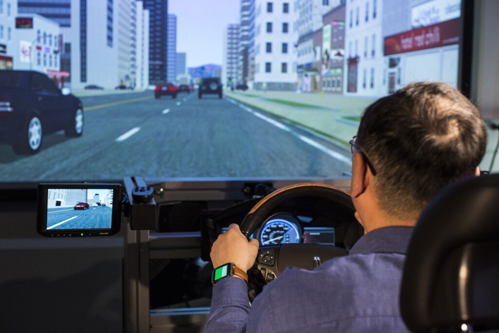 As more consumers embrace wearable devices such as smart watches, glasses and fitness trackers, Ford is opening the Automotive Wearables Experience lab at its Research and Innovation Center in Dearborn, Mich.