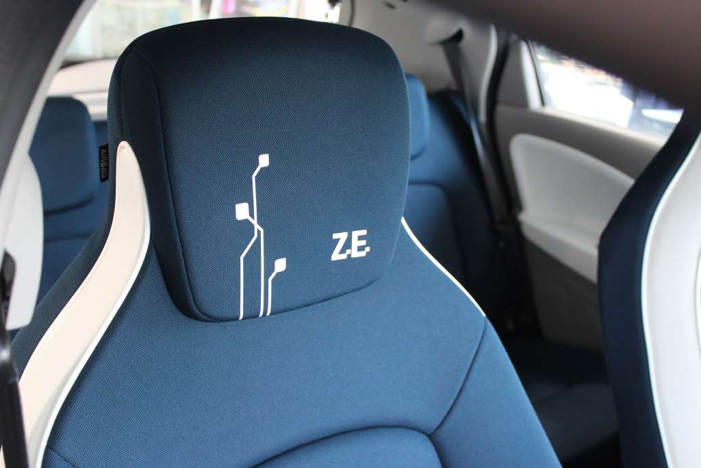 Renault ZOE_interior_2