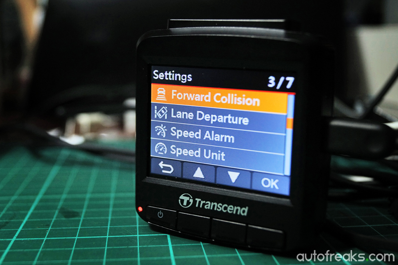 Transcend_DrivePro_220_DVR_Dashcam_Review (6)