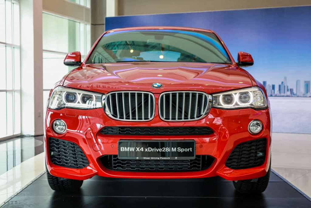 The new locally assembled BMW X4 xDrive28i M Sport (1)