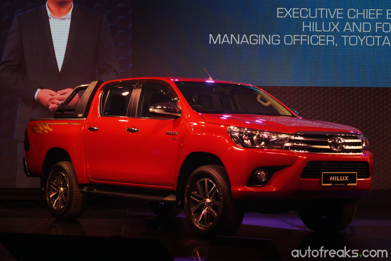 Toyota_Hilux_launch