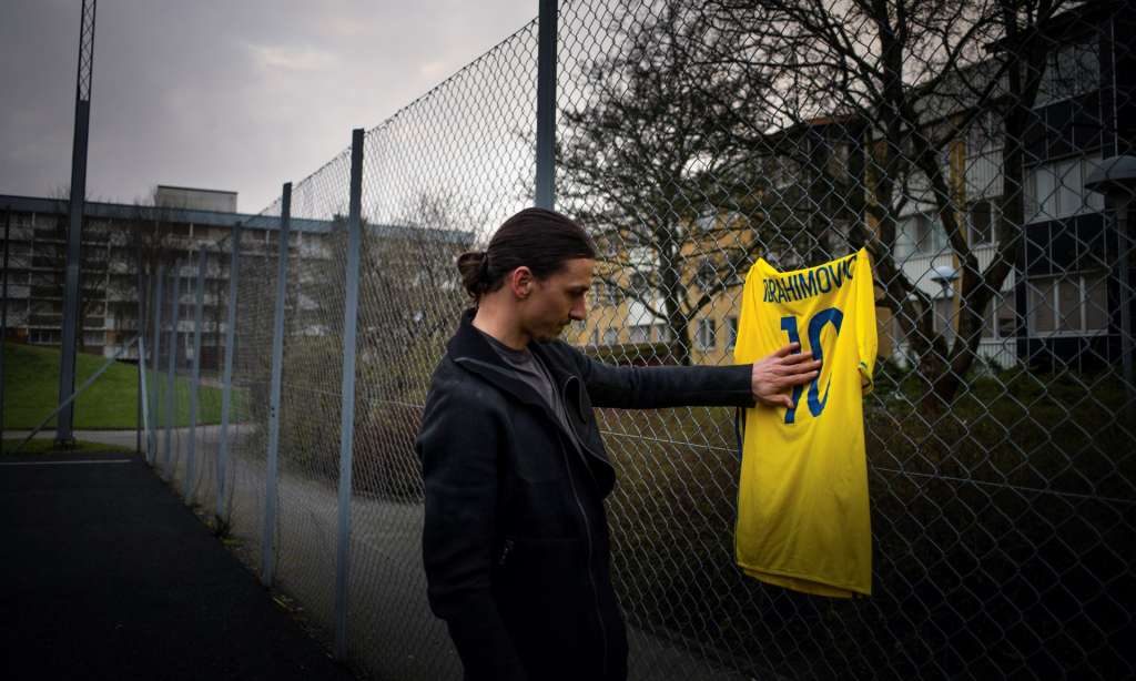 193436_Zlatan_Ibrahimovi_says_goodbye_to_Swedish_national_football_team_in_new