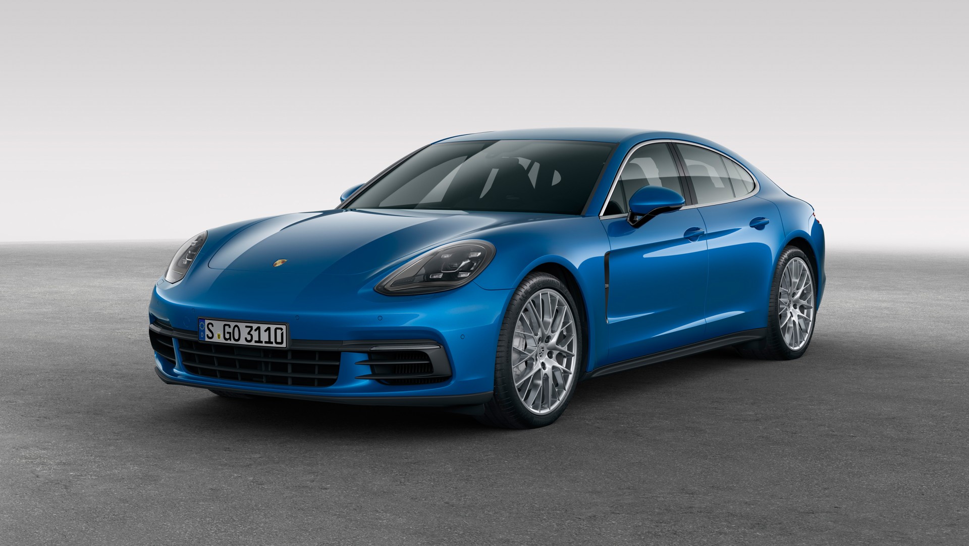 2016_Porsche_Panamera_4S (2)