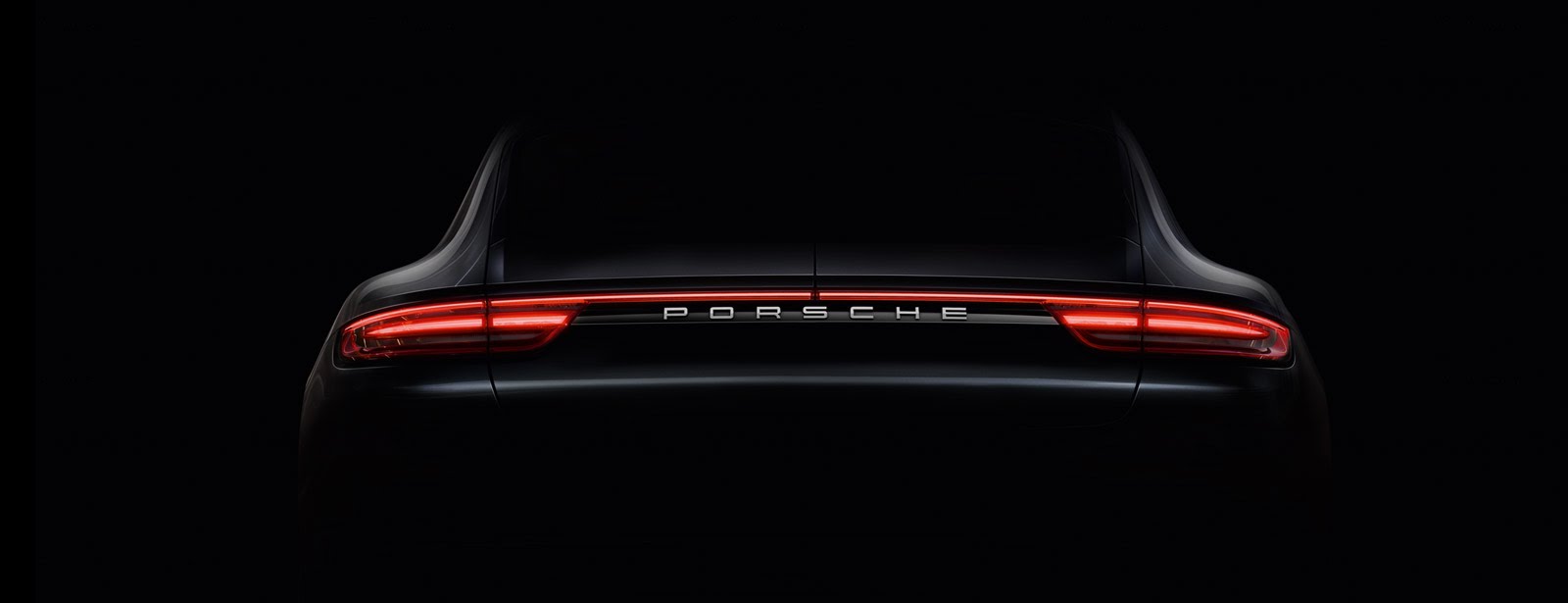 2017_Porsche_Panamera_Teaser