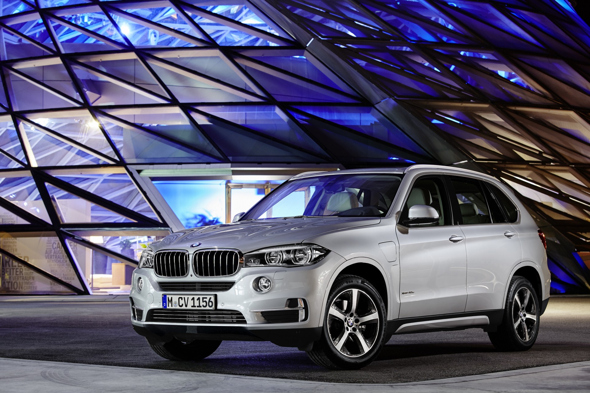 BMW_X5_xDrive_40E