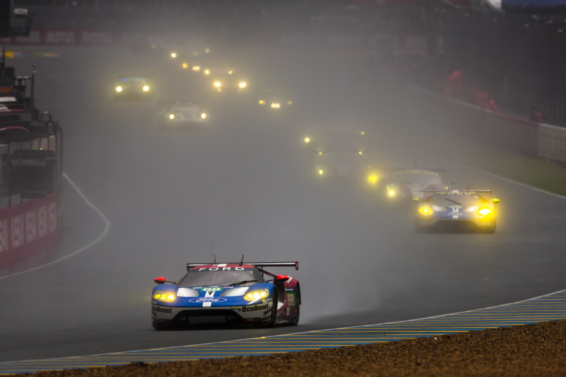 Ford gt lemans winner #5