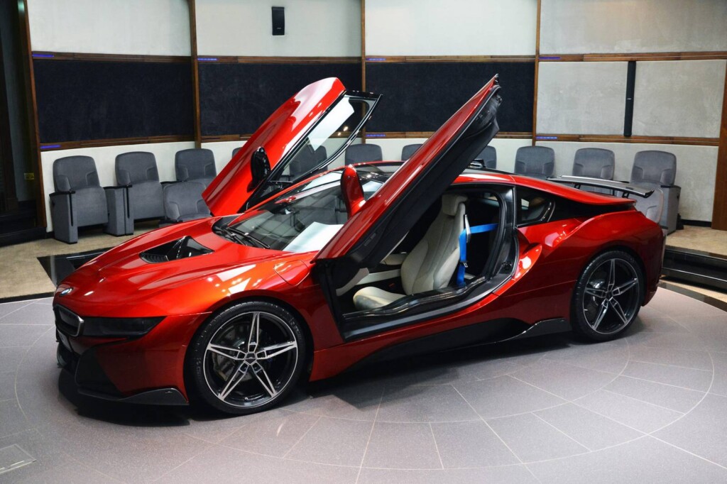 BMW i8 Lava Red (1)