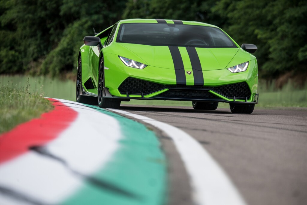 Lamborghini Huracan (6)