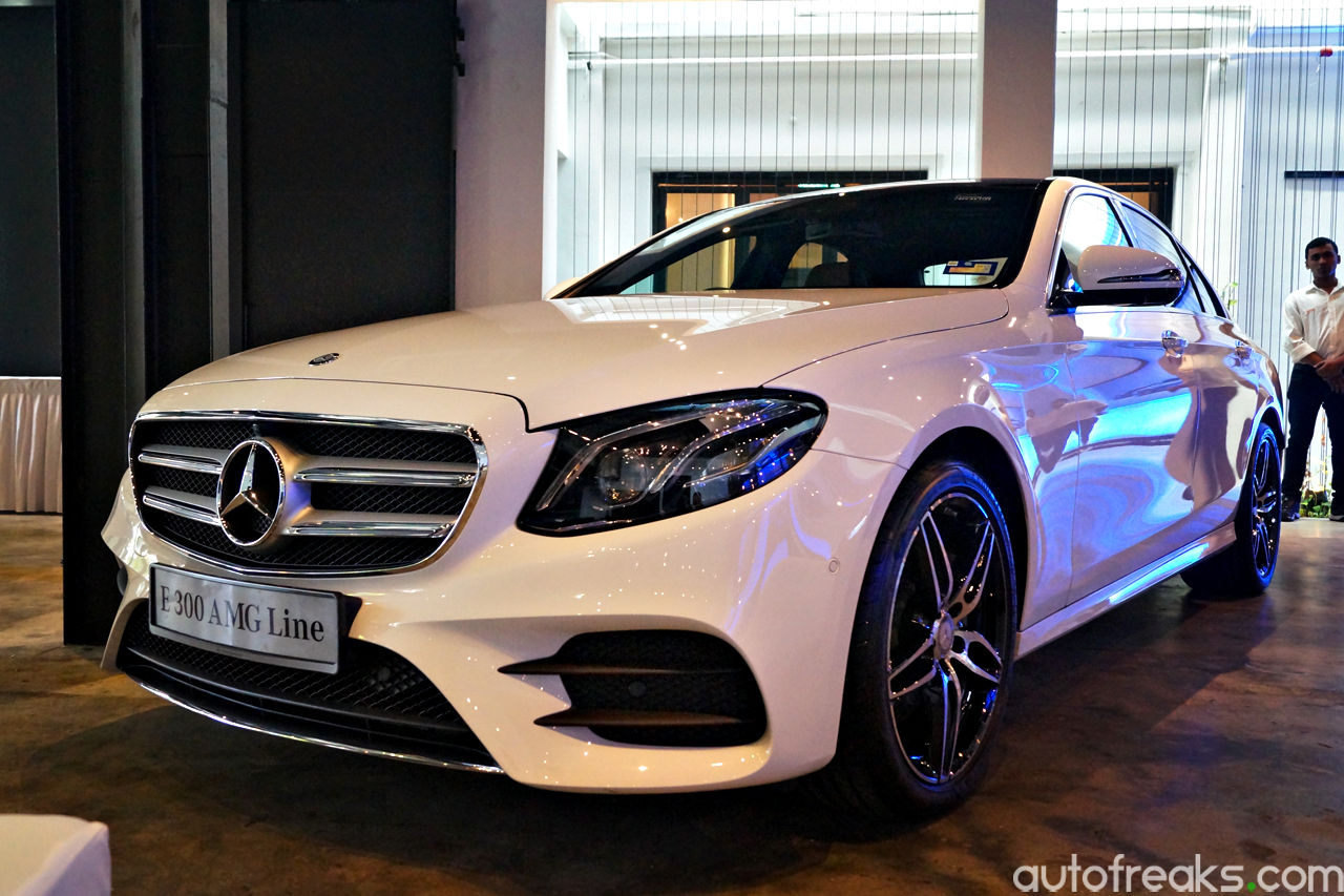 Mercedes-Benz_Sales_Performance (1)