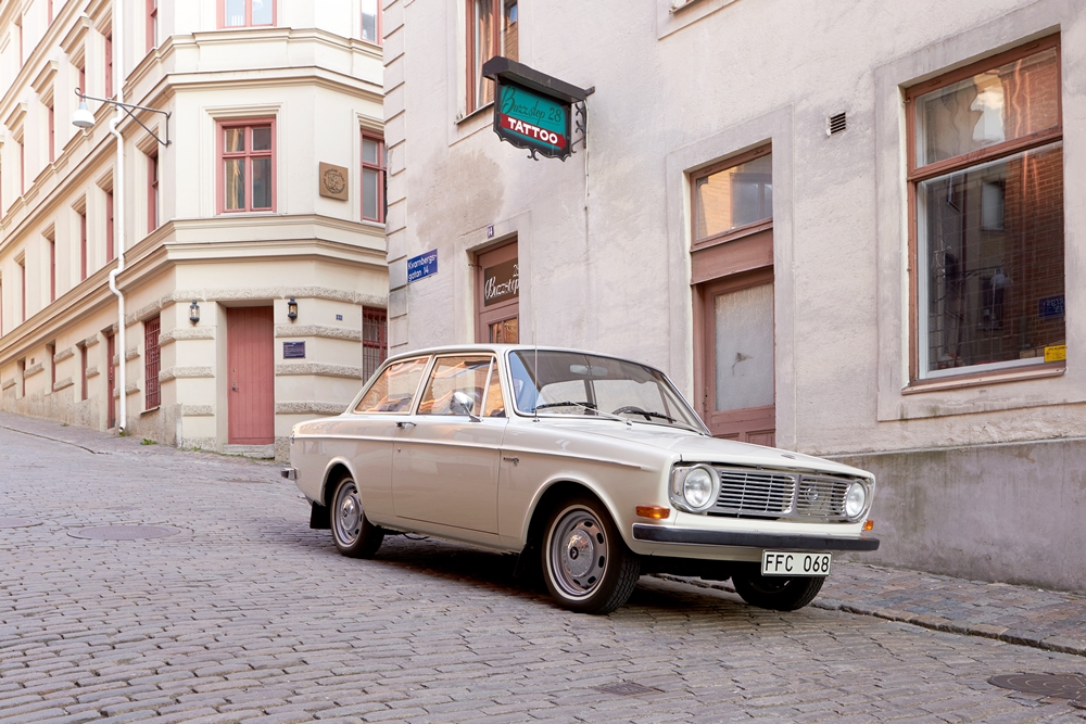 Volvo 142