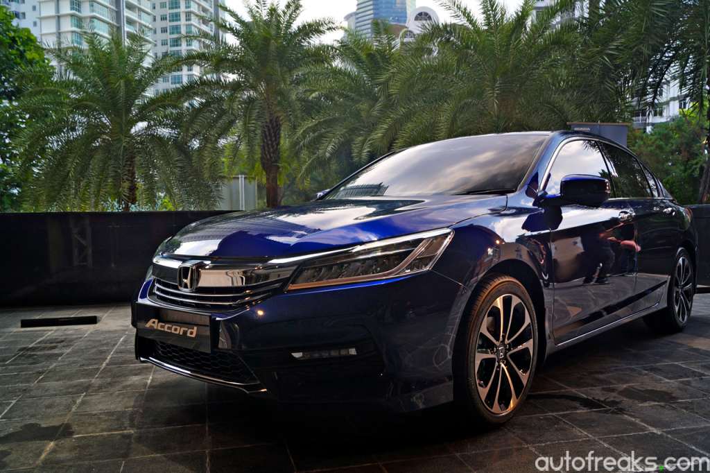 Honda Malaysia previews 2016 Accord facelift in Obsidian ...