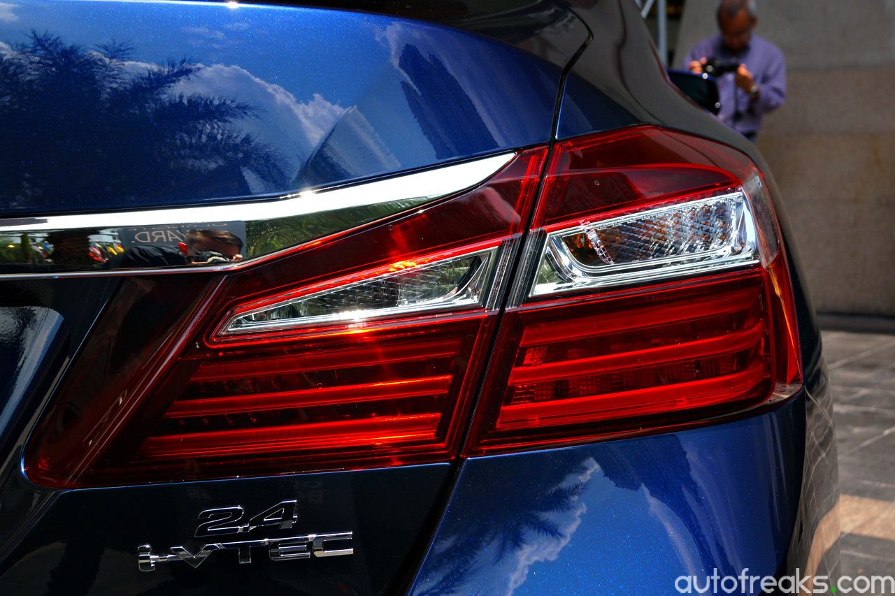 2016_Honda_Accord_Preview (9)