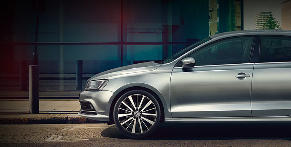 2016_Volkswagen_Jetta_teaser