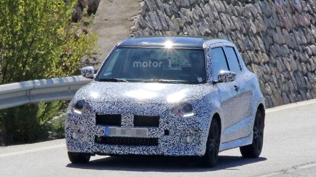 2017 Suzuki Swift Spyshots (1)