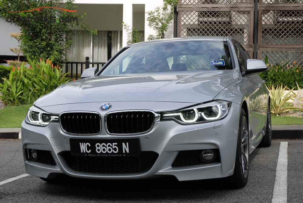 BMW 330i M Sport - 2