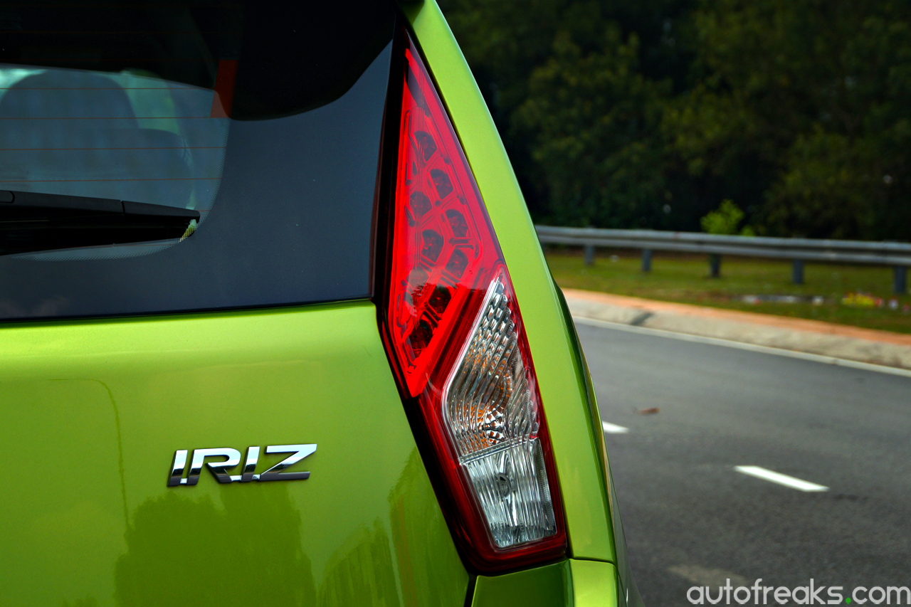 Proton_Iriz_1.6_Premium_Manual (9)