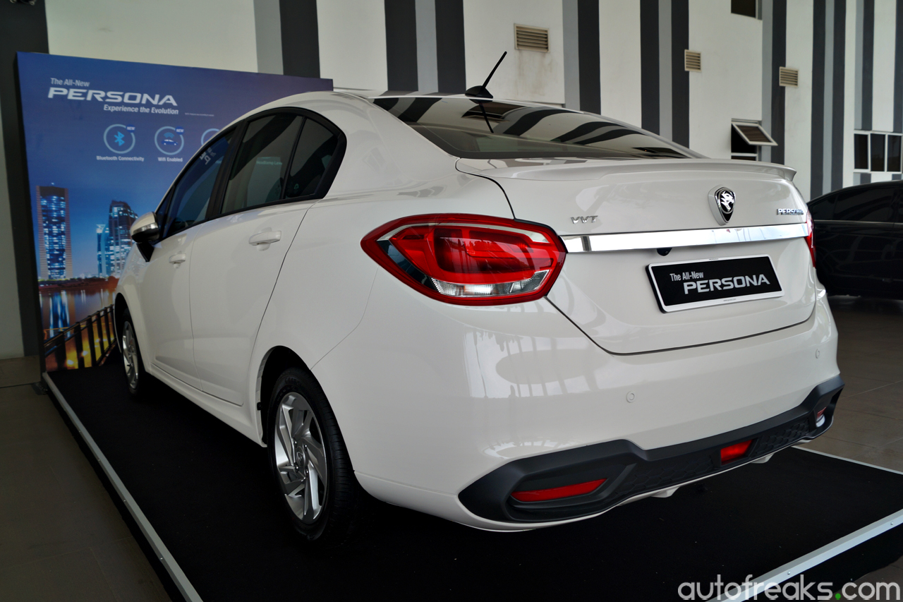 Proton_Persona_2016 (3)