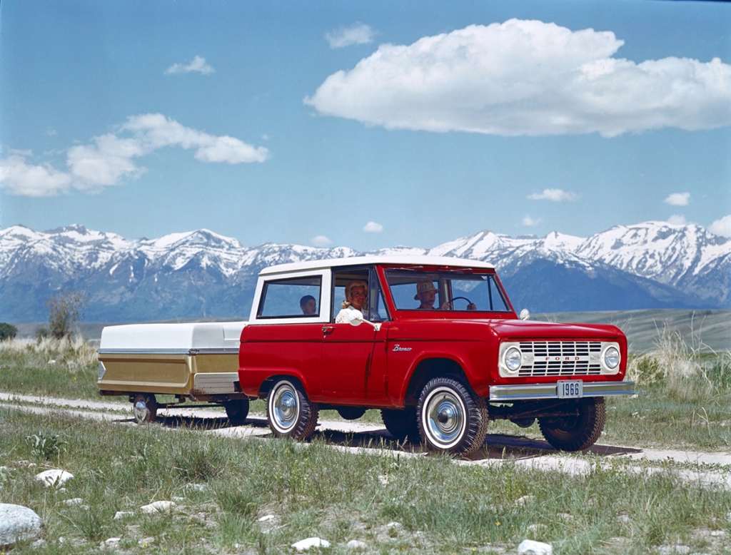 1. Ford Bronco (1966)