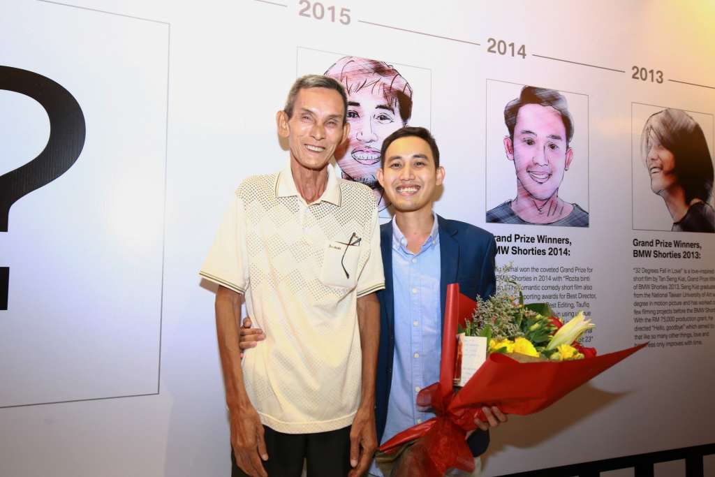 11. (From L-R) Yew Tak Chuang, main actor in 'Funeral', with Sky Gan Yu Long