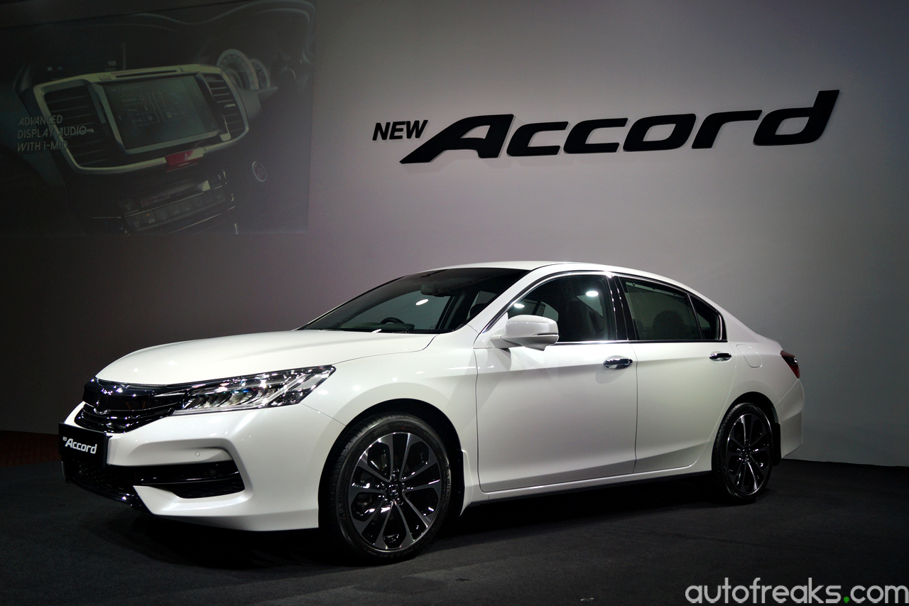 2016_Honda_Accord_facelift (17)