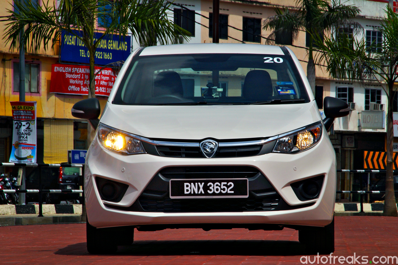 2016_Proton_Persona_Media_Drive (52)